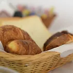 Trianta Hotel Apartments Aparthotel