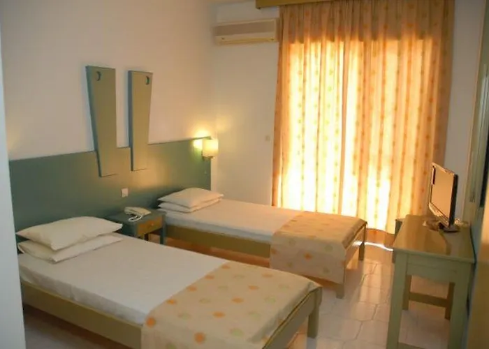 Trianta Aparthotel Ialysos (Rhodes)