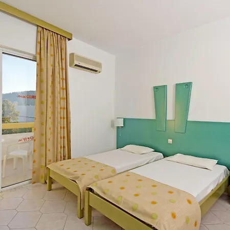 Trianta Hotel de apartamente