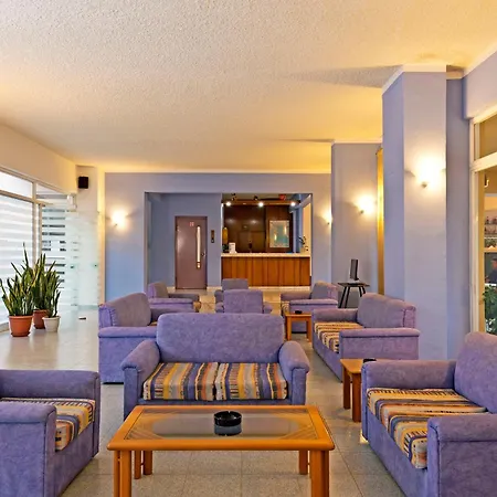 Hotel de apartamente Trianta Ialysos (Rhodes)