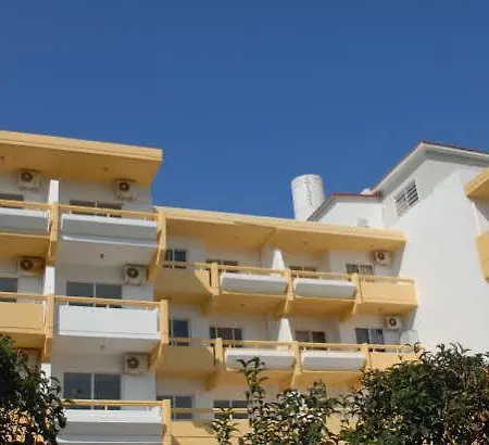Hotel de apartamente Trianta 2*