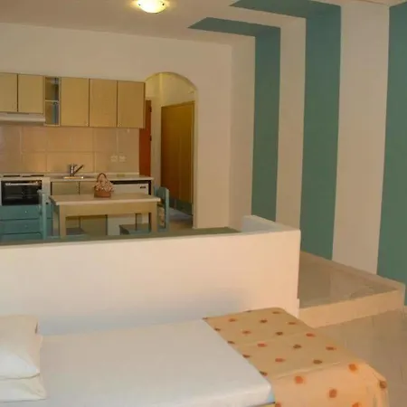 Hotel de apartamente Trianta