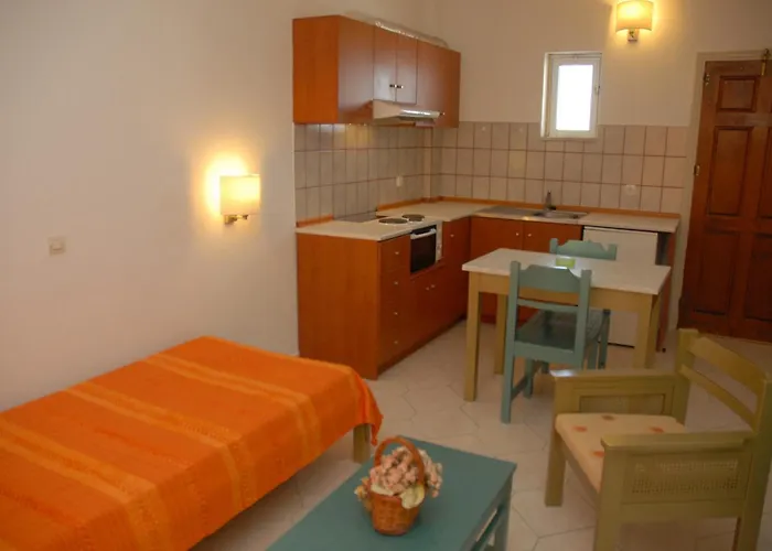شقة فندقية Trianta 2*