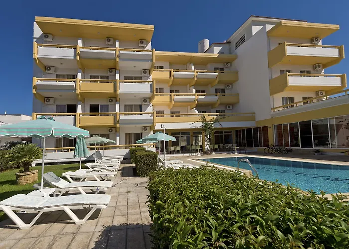 Trianta إياليسوس