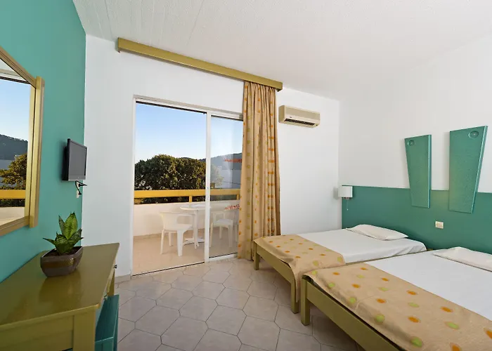 Aparthotel Trianta Ialysos (Rhodes)