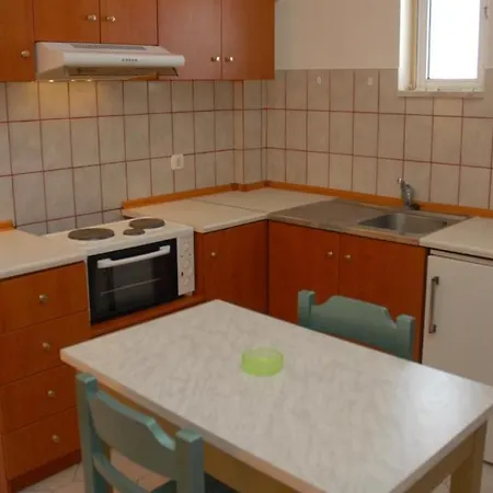 Trianta Hotel Apartments