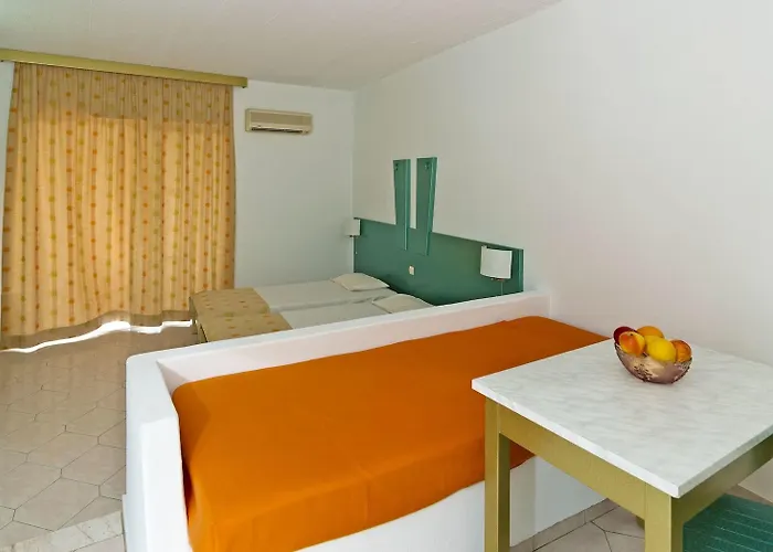 Trianta 2* Ialysos (Rhodes)