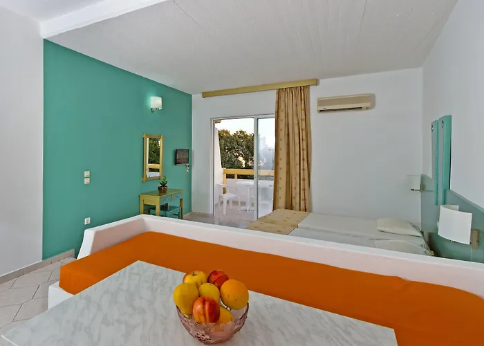 Trianta Aparthotel Ialysos (Rhodes)